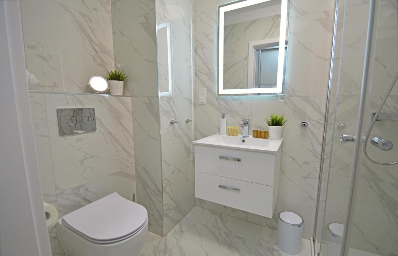 Apartamenty Bryza - Osiedle Sun Towers 38-39, Parking W Garazu Свиноуйсьце Экстерьер фото